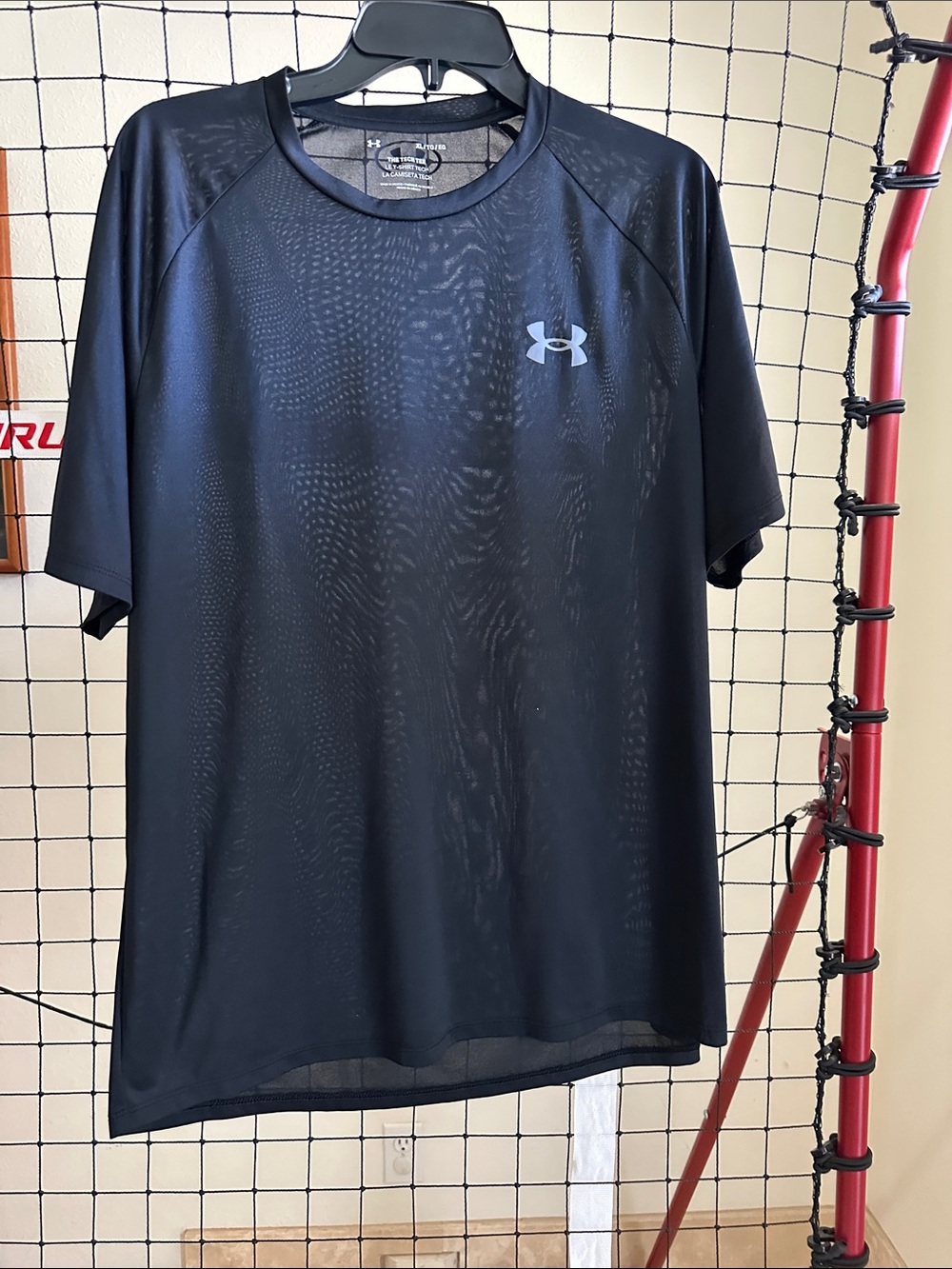 Under Armour Men’s Black Short Sleeve Athletic Tee